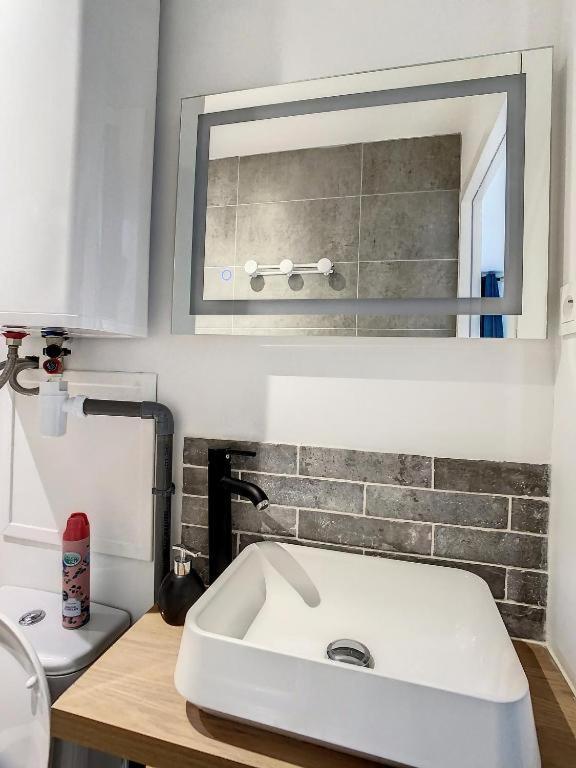 Studio Cosy Hyper Centre Gare Amiens Wifi Netflix 2 Pers Luaran gambar